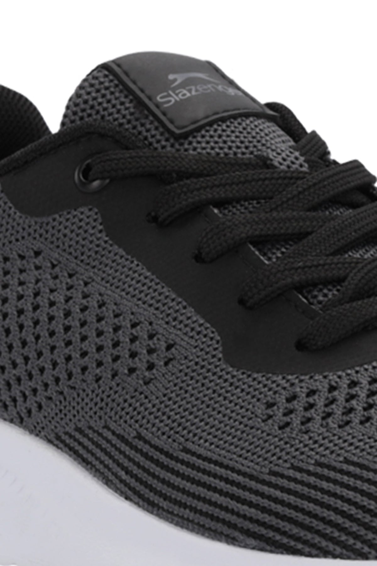Slazenger Adwoa New Black / Dark Grey sneakers, view 4