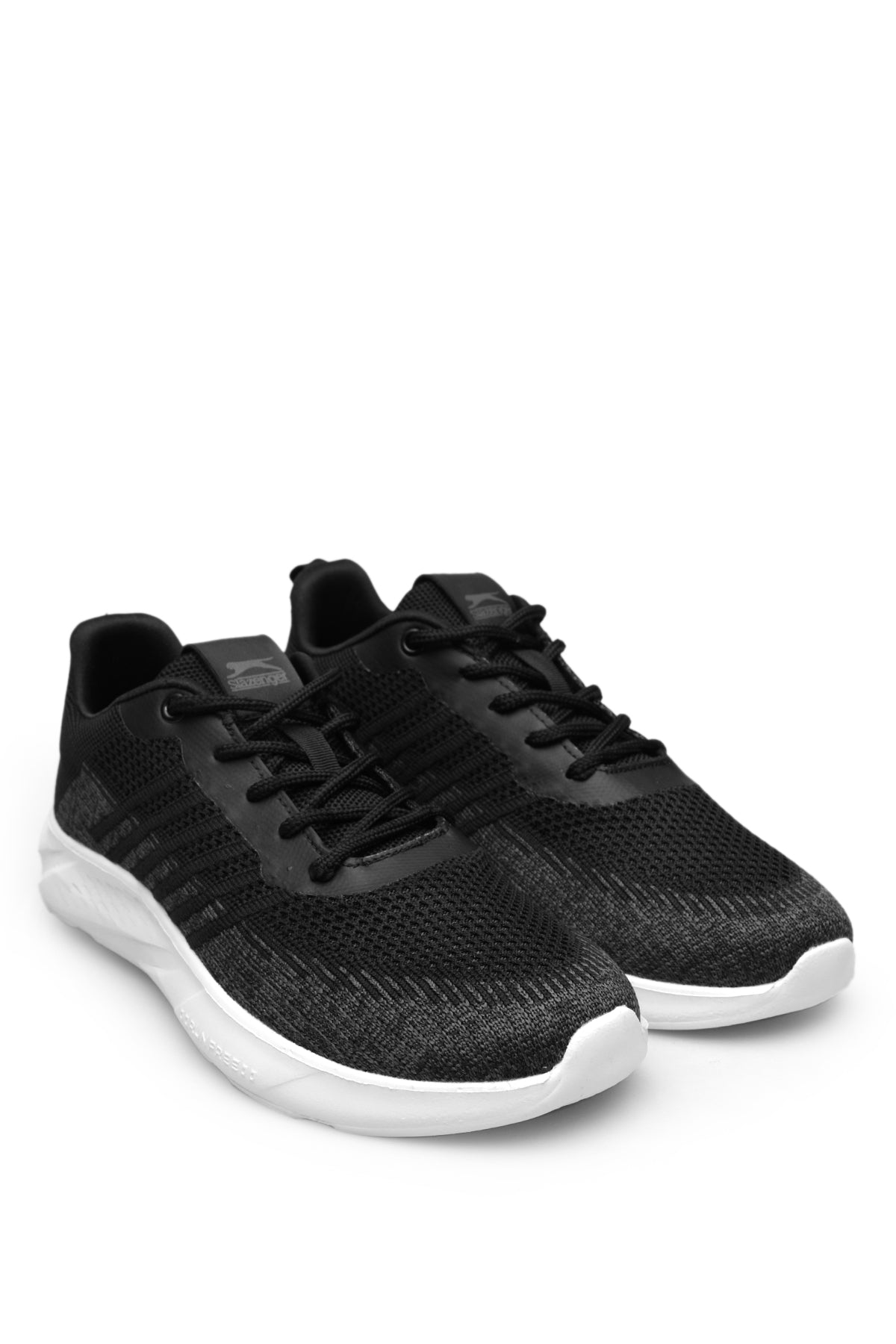 Slazenger Aeson Black / White running shoes, view 2