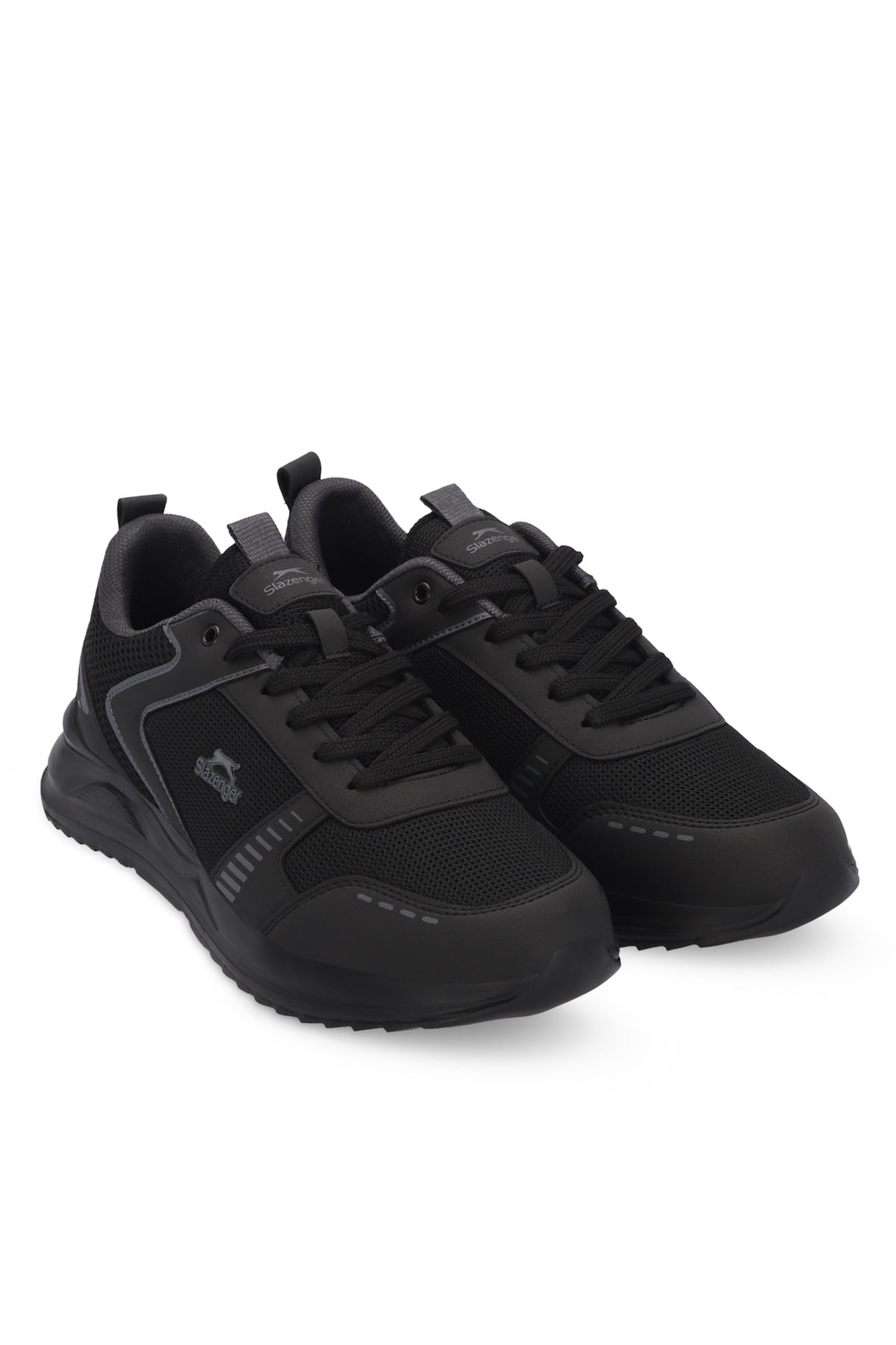 Slazenger Gummy Black / Black running shoes, view 2