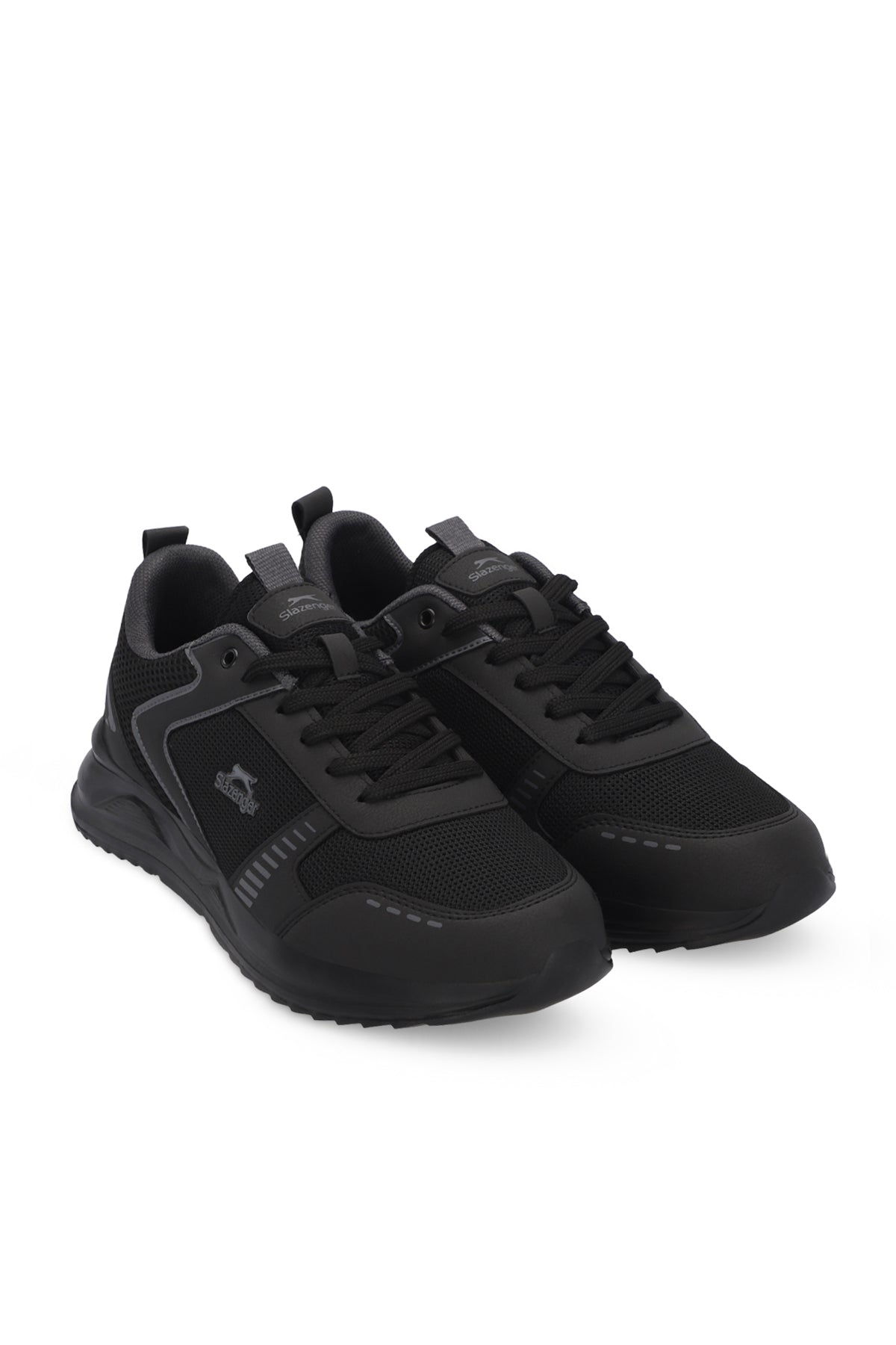 Slazenger Gummy Black / Black running shoes, view 2