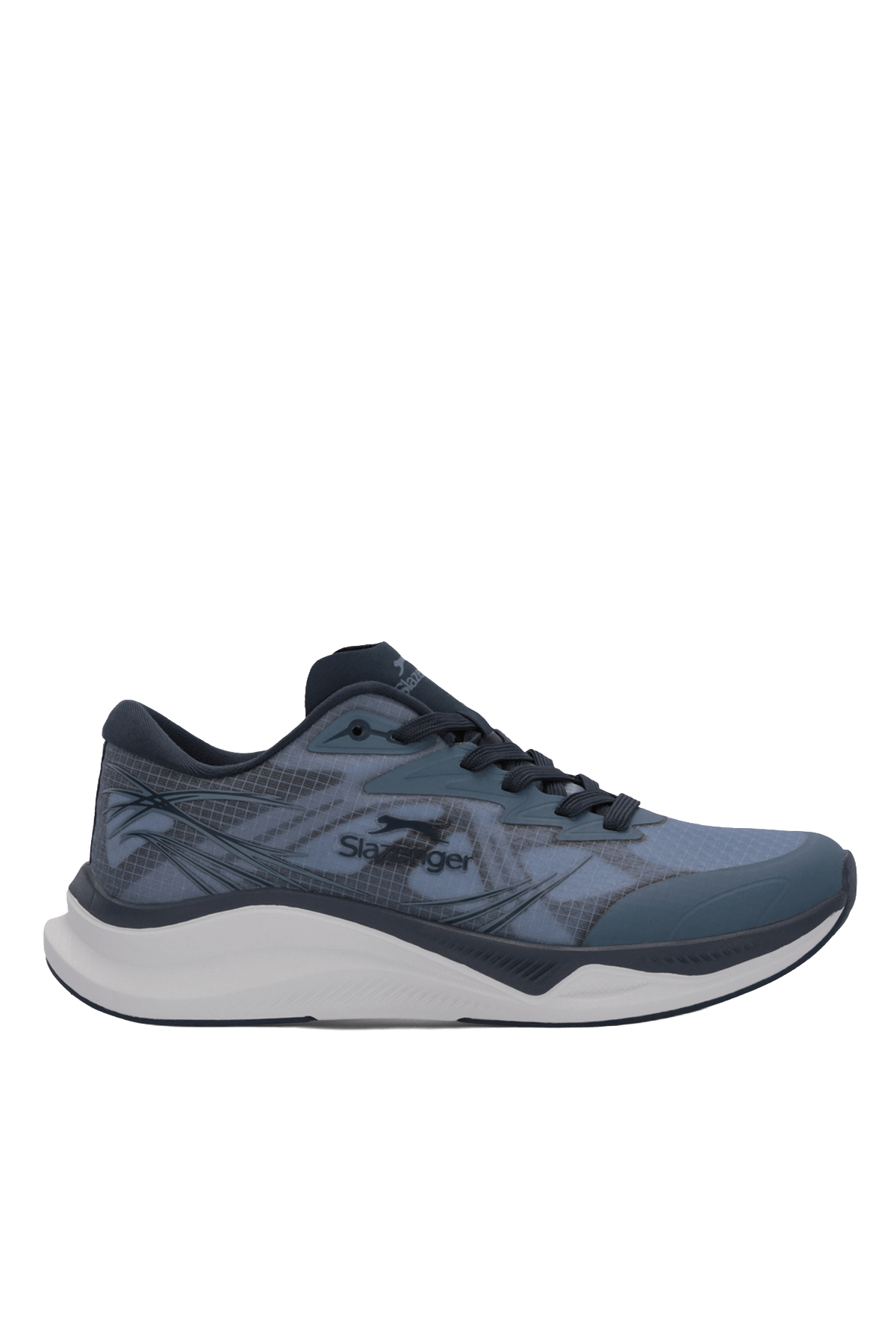 Slazenger Wilson sneakers in Indigo — side view
