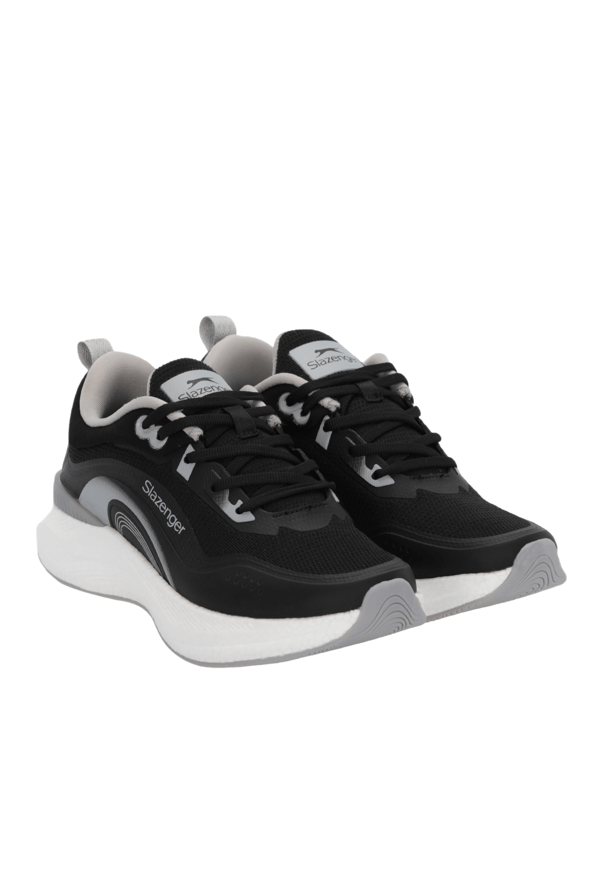 Slazenger Wera Women's Sneakers - Black / White angle 2