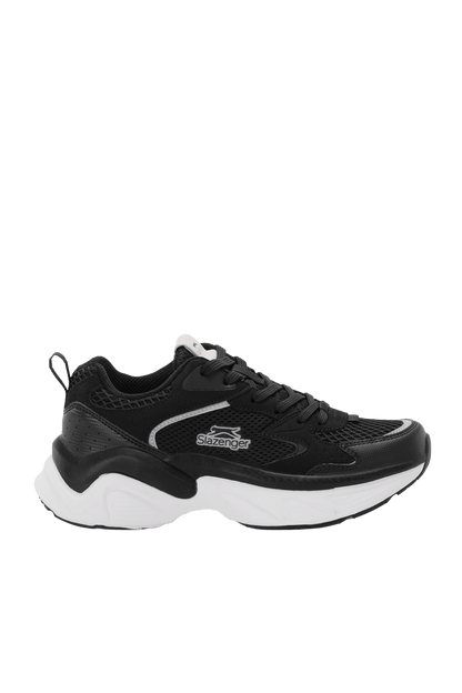 Slazenger Wind sneakers in Black / Grey — side view