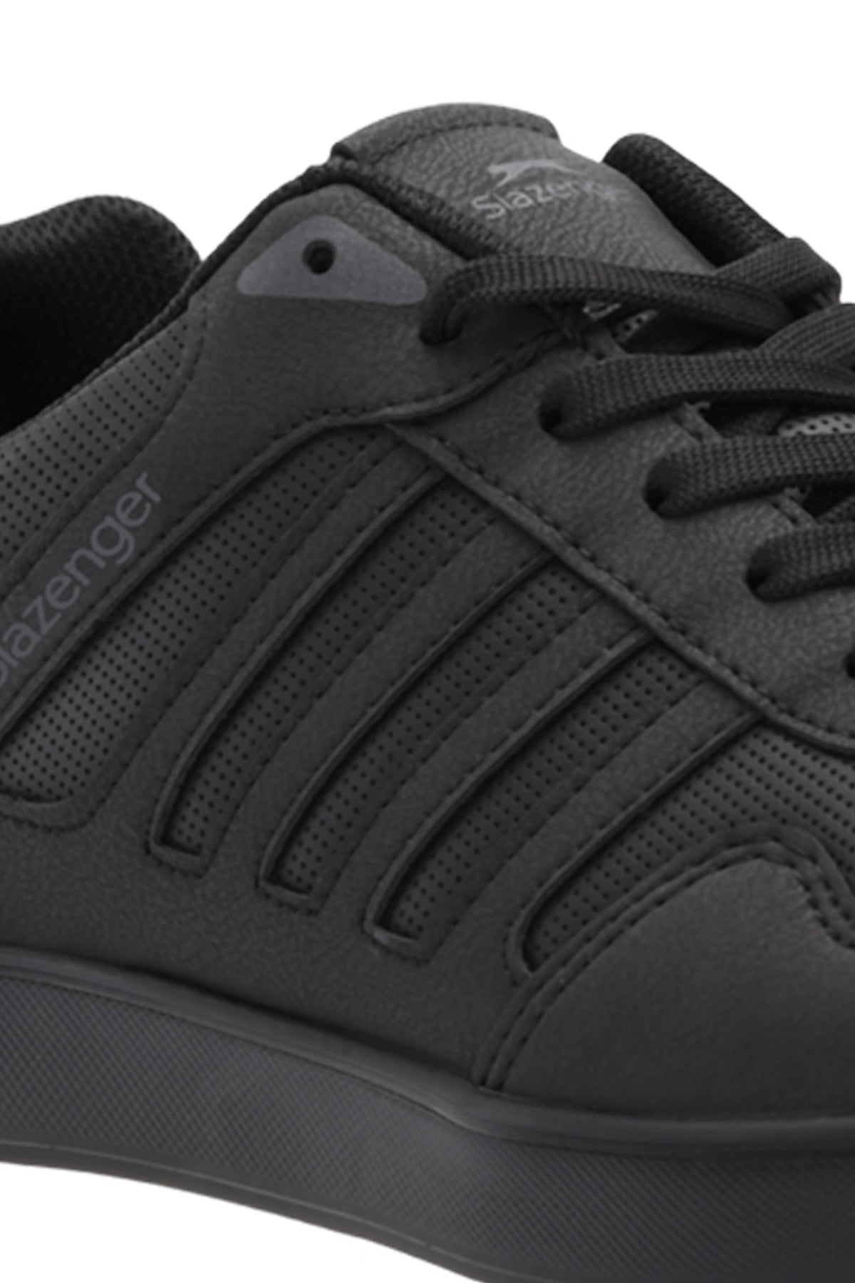 Slazenger Electro Black / Black sneakers, view 4