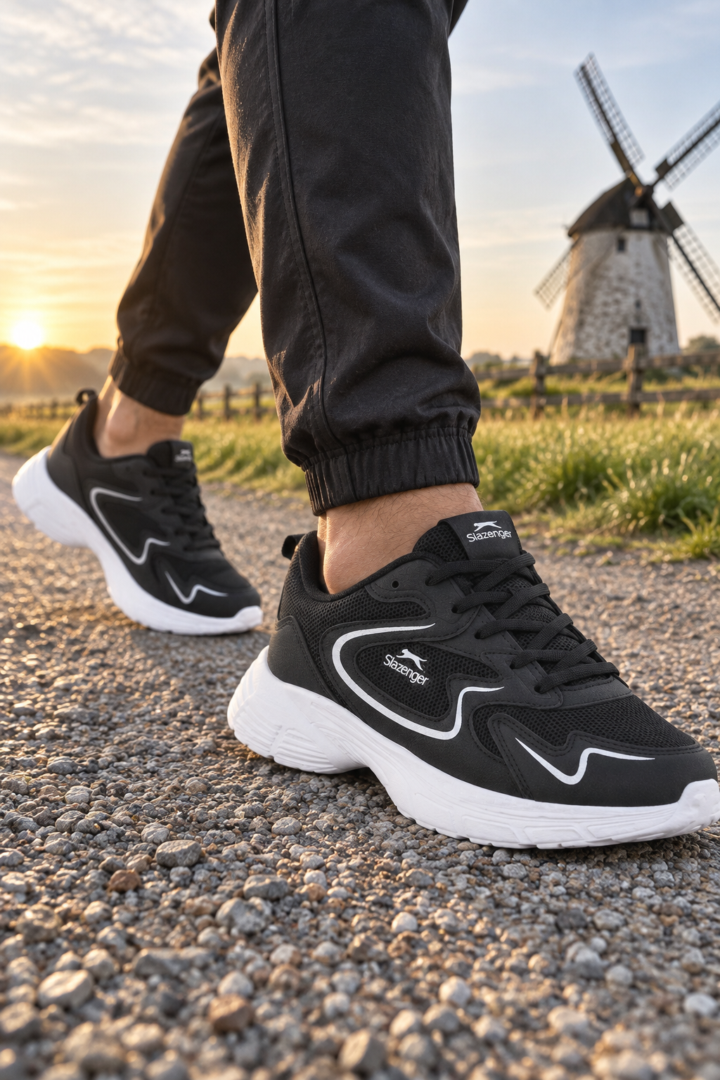 Chaussures de course Slazenger Elijah — Noir / Blanc (homme), aux pieds