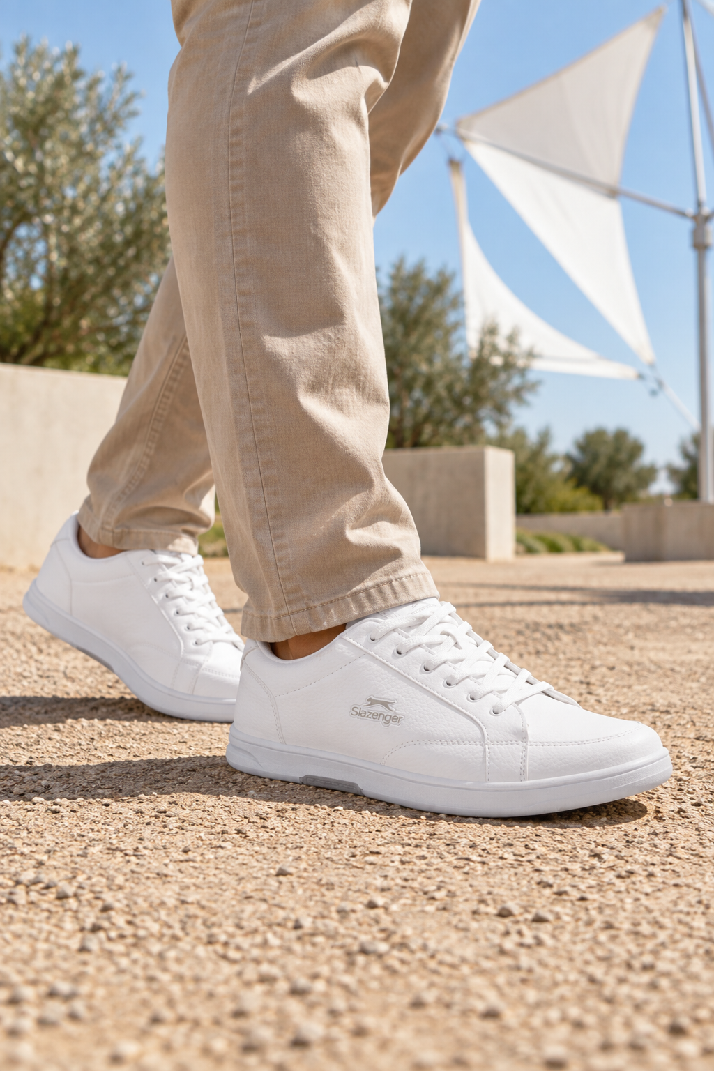 Slazenger Albert Sneaker — Weiß / Silber (Herren), am Fuß