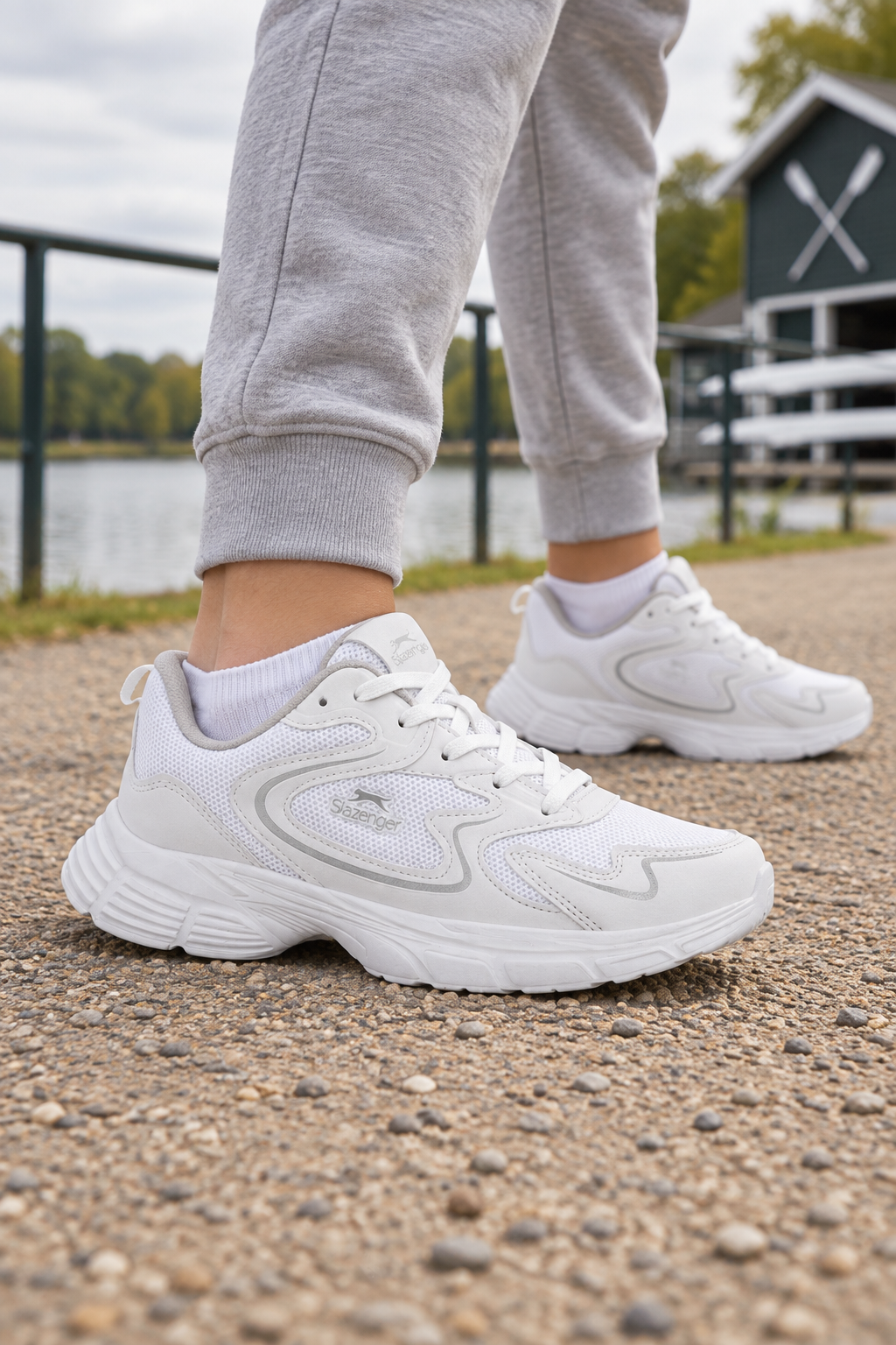 Zapatillas de running Slazenger Elijah — Blanco (junior), en los pies