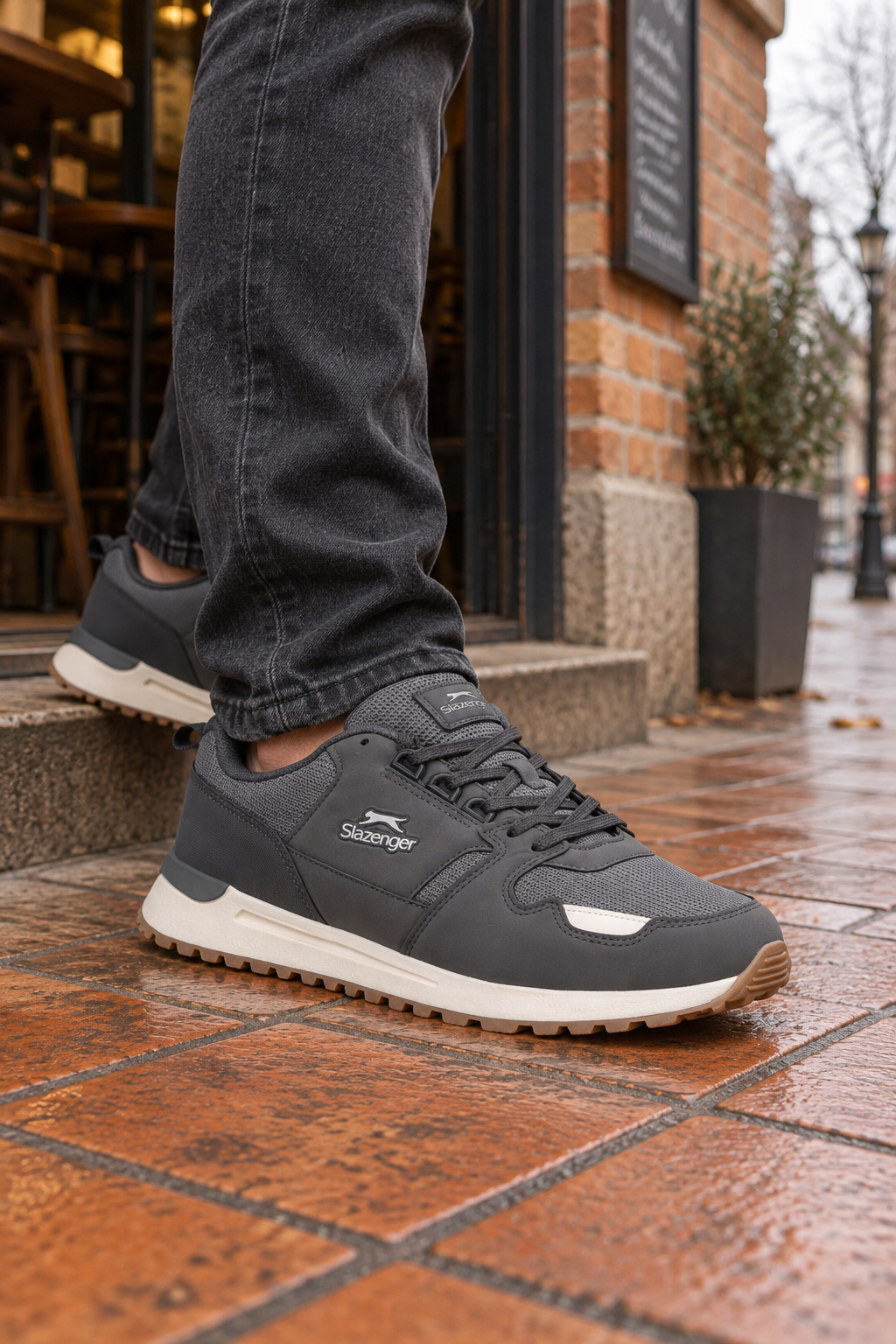 Slazenger Preston Sneaker — Dunkelgrau (Herren), am Fuß
