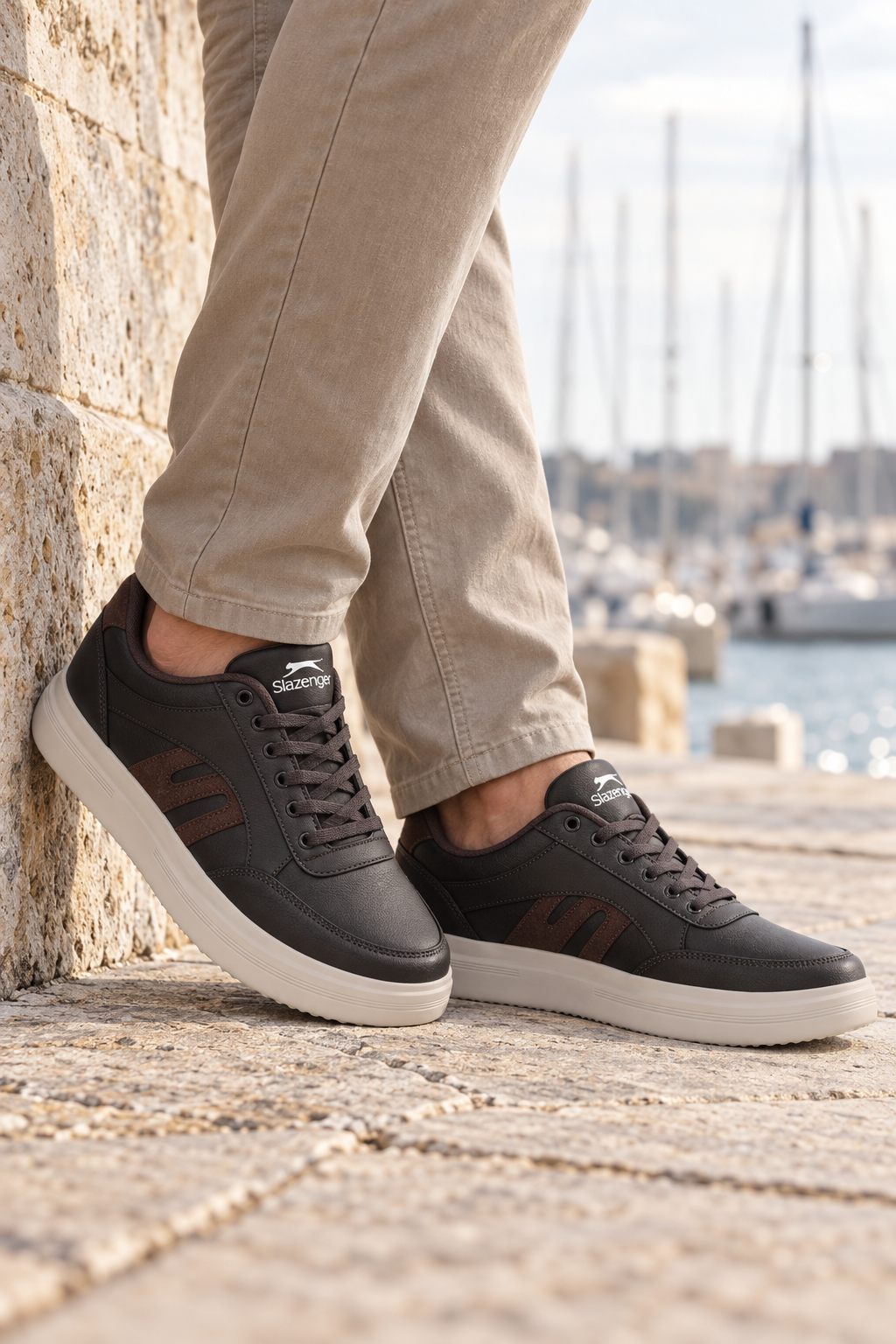 Zapatillas Slazenger Deflect — Marrón (hombre), en los pies