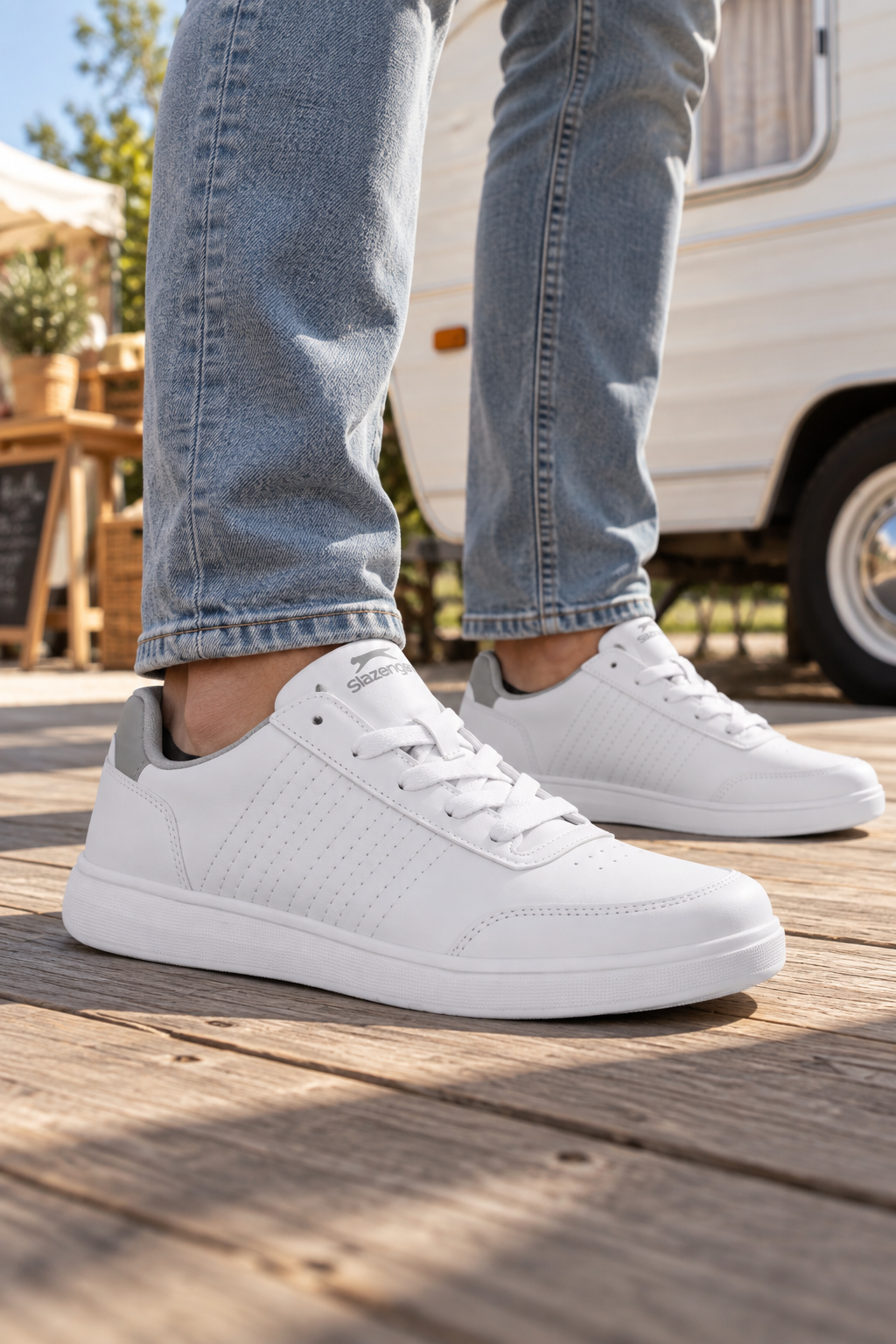 Zapatillas Slazenger Delroy — Blanco / Gris (hombre), en los pies
