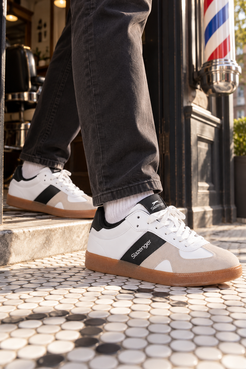 Zapatillas Slazenger Factory — Blanco / Negro (hombre), en los pies
