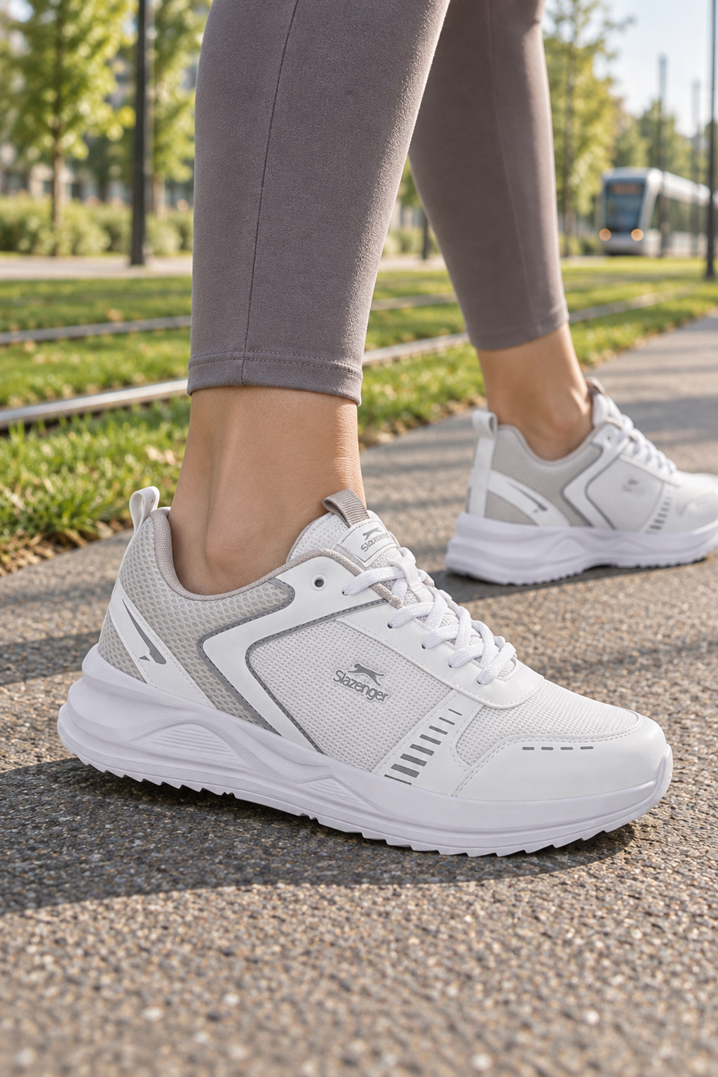 Zapatillas de running Slazenger Gummy — Blanco (mujer), en los pies