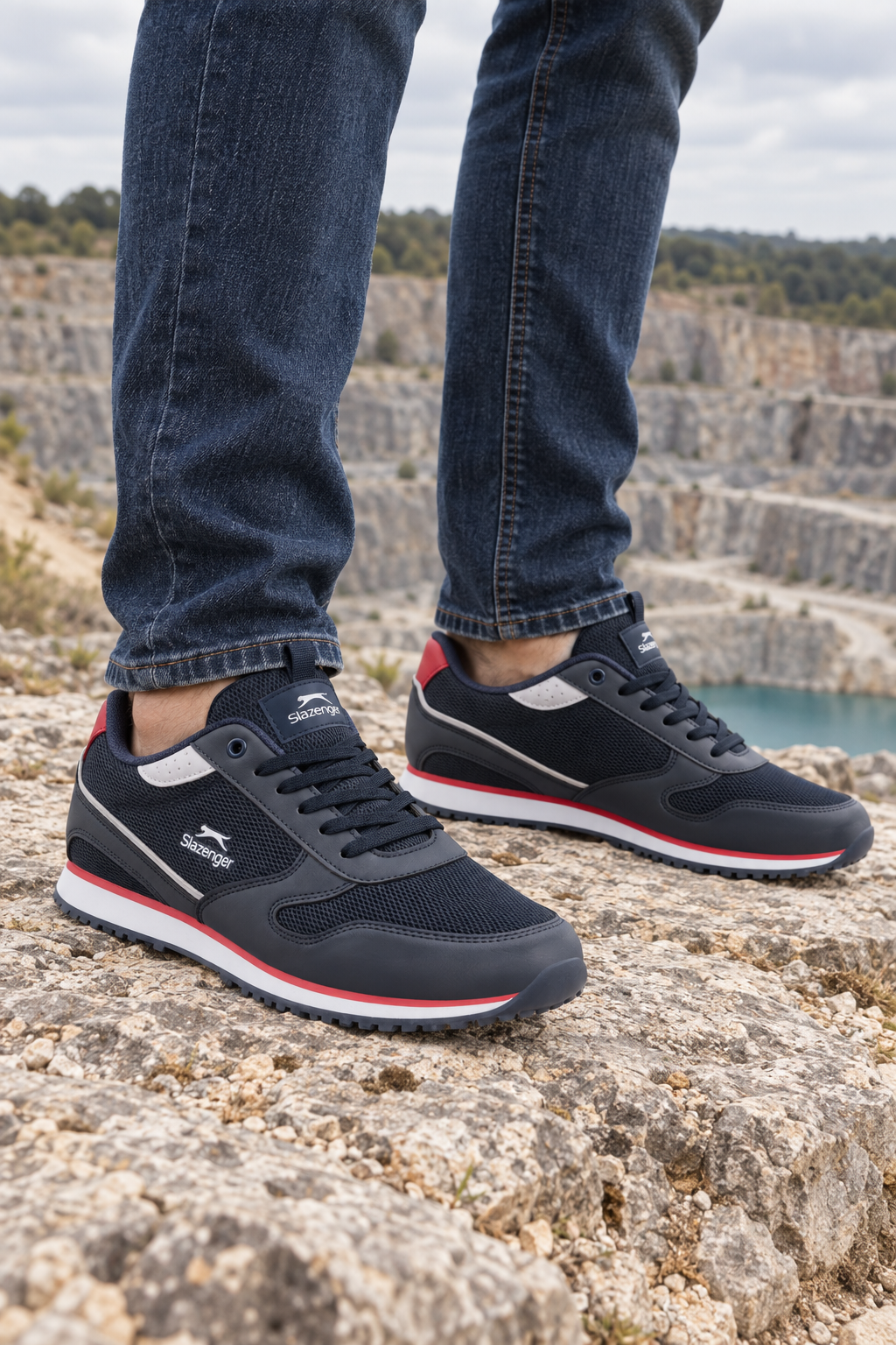 Baskets Slazenger Ironics — Bleu marine (homme), aux pieds