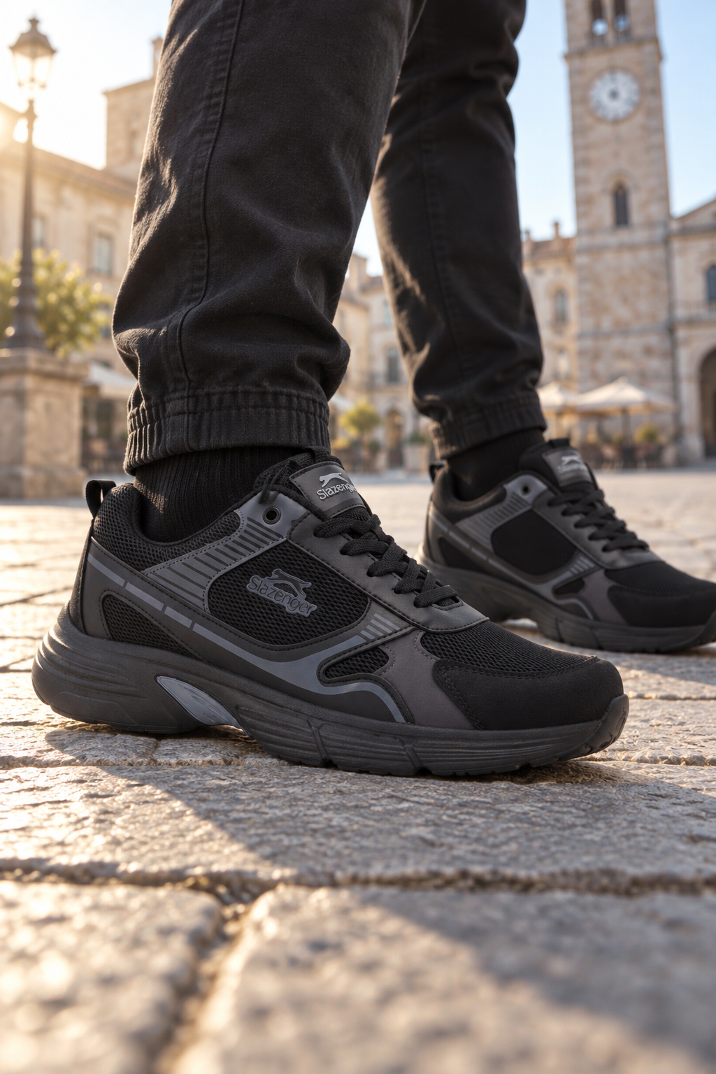 Zapatillas de running Slazenger Mirage — Negro (hombre), en los pies