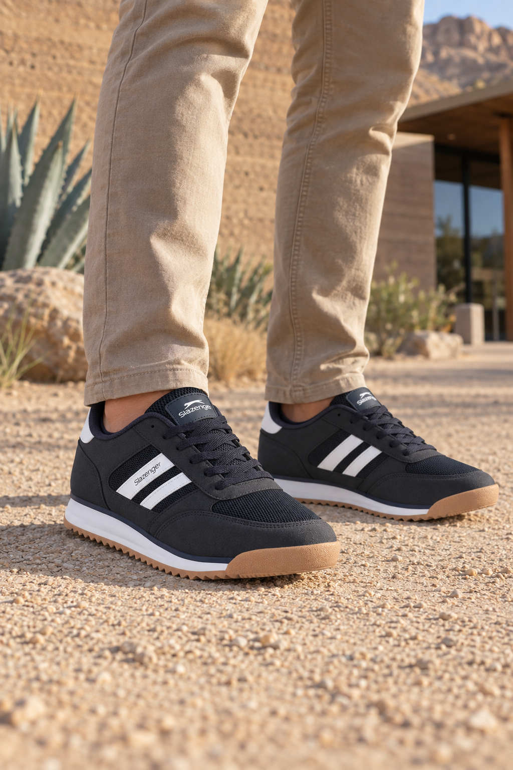 Zapatillas Slazenger Orvion — Azul marino / Blanco (hombre), en los pies