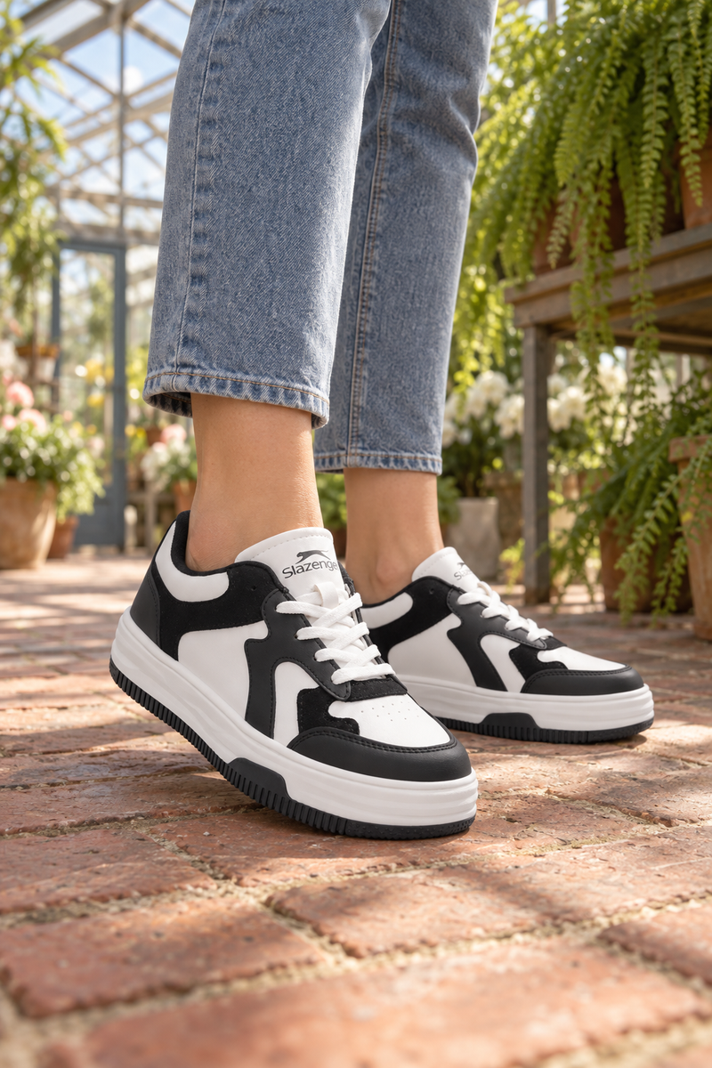 Zapatillas Slazenger Pinto — Negro / Blanco (mujer), en los pies