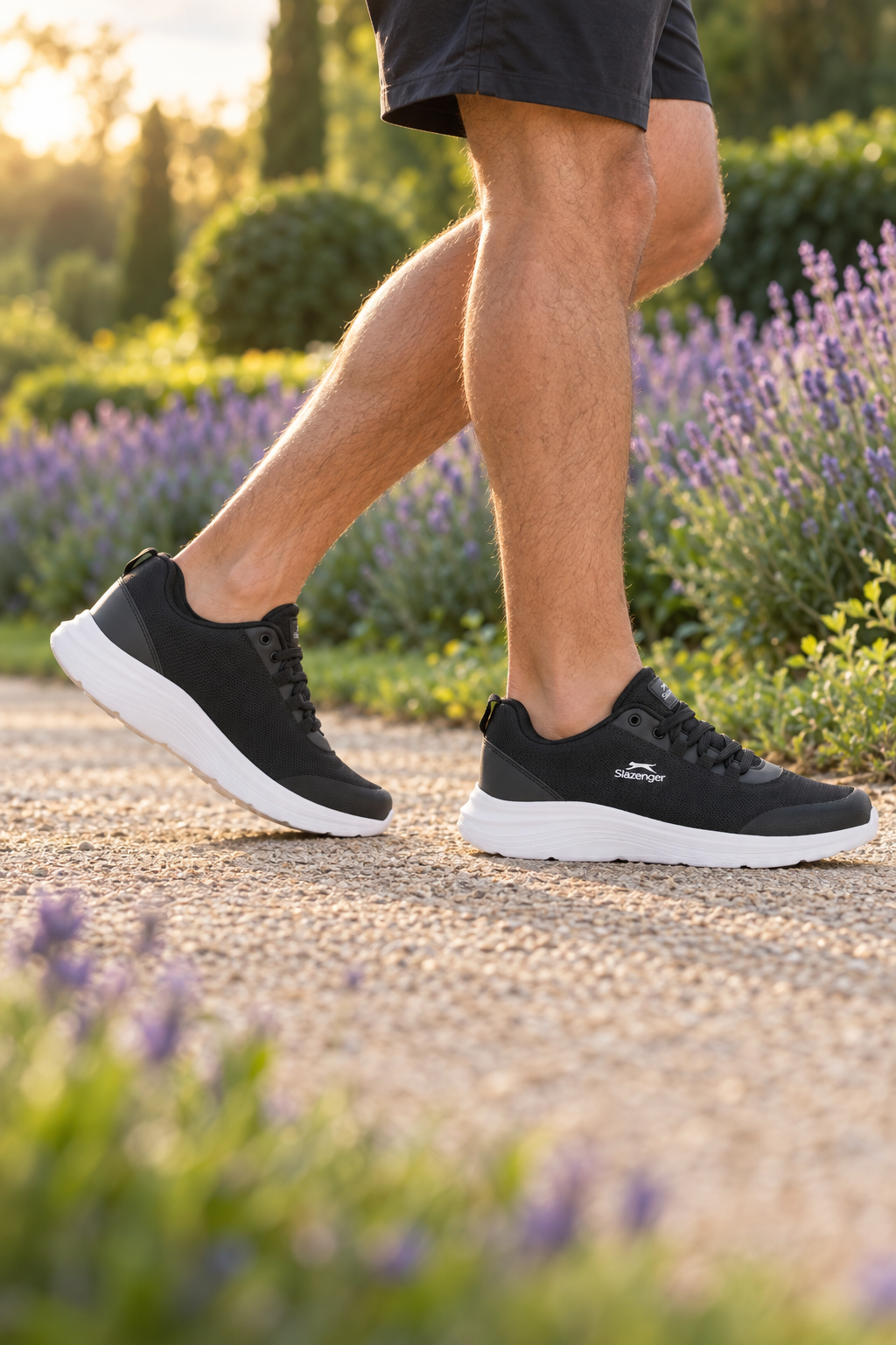 Slazenger Plank Laufschuhe — Schwarz / Weiß (Herren), am Fuß