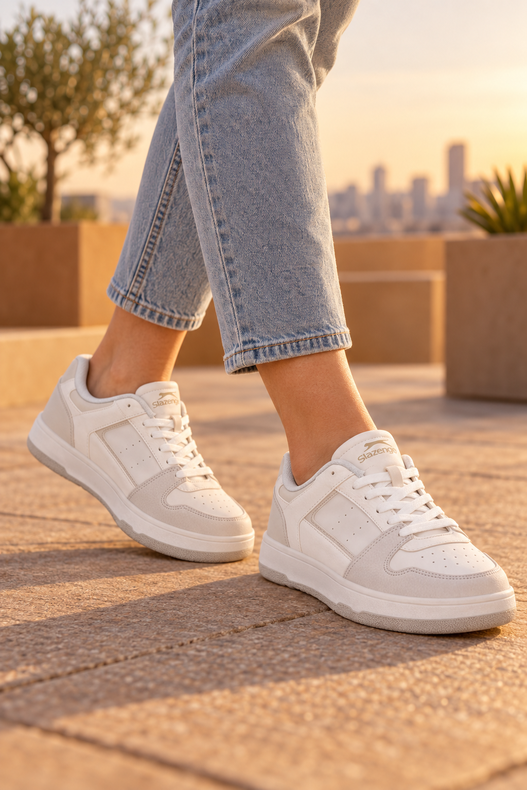 Baskets Slazenger Polys — Blanc (femme), aux pieds