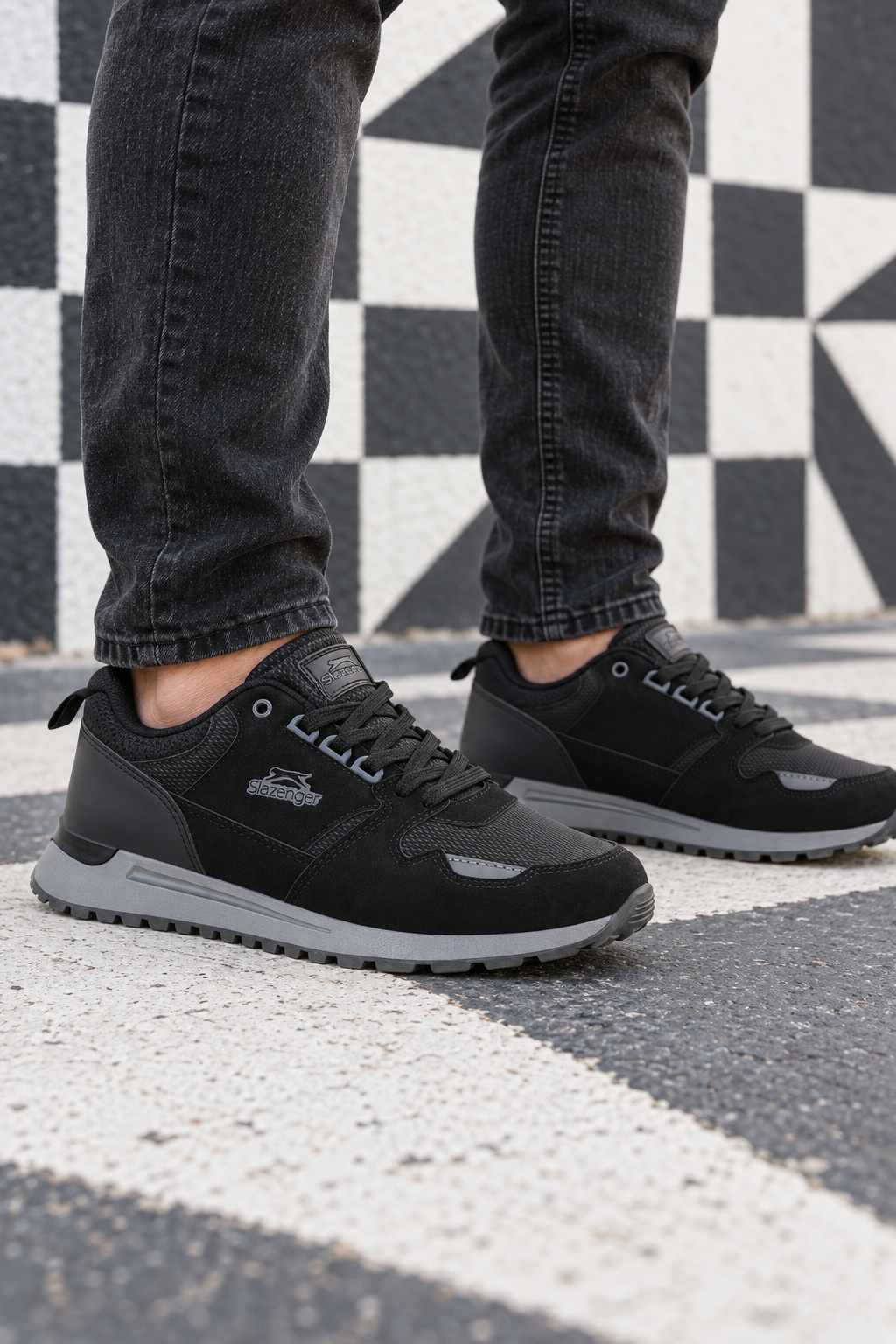 Slazenger Preston Sneaker — Schwarz (Herren), am Fuß