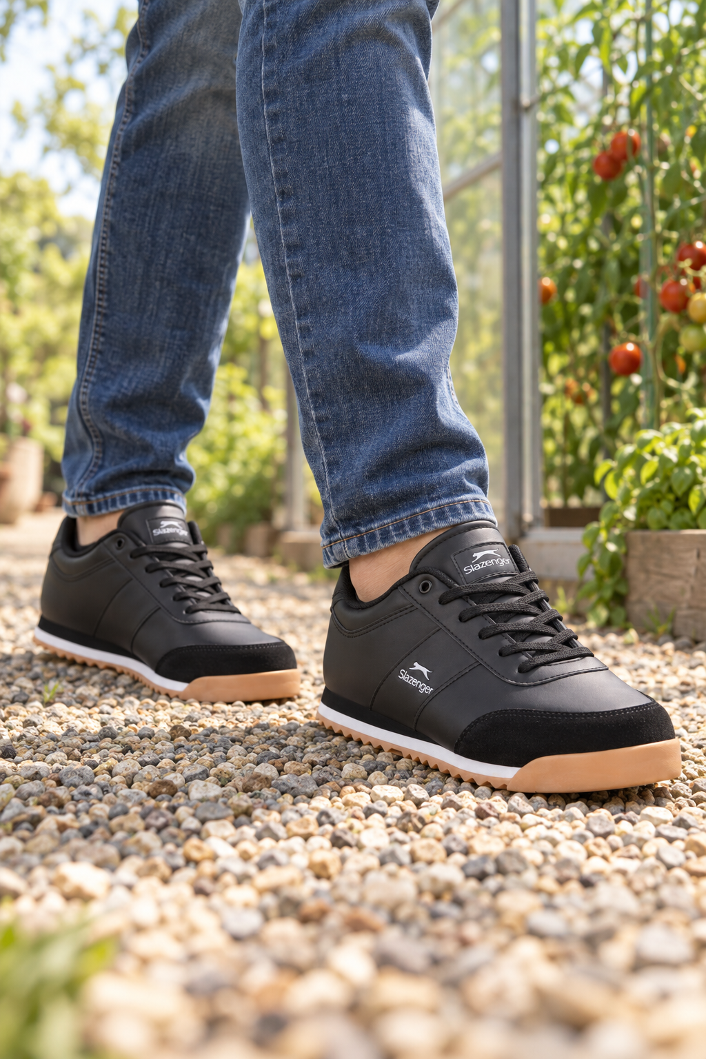 Baskets Slazenger Protect — Noir / Blanc (homme), aux pieds