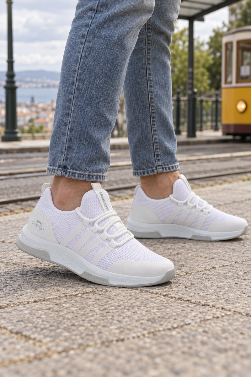 Zapatillas de running Slazenger Tuesday — Blanco (hombre), en los pies